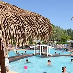 Vias-plage Les Salisses Quality Holidays *