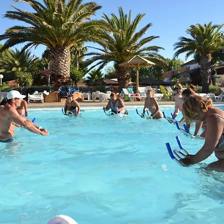 Vias-plage Les Salisses Quality Holidays *