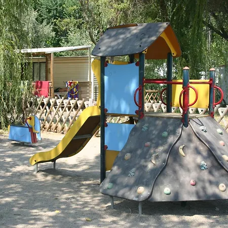 Vias-plage Les Salisses Quality Holidays Campsite Vias