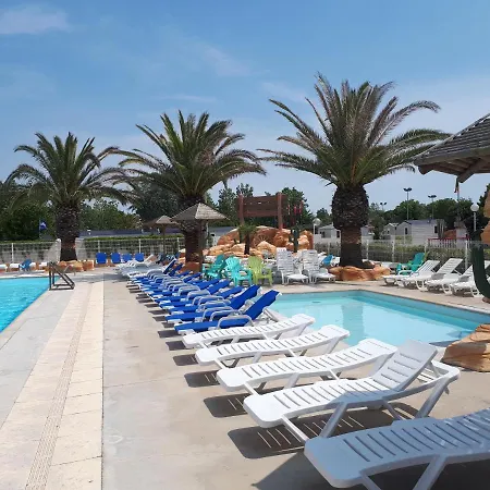 Vias-plage Les Salisses Quality Holidays Campsite
