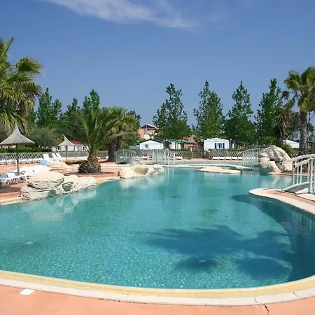 Vias-plage Les Salisses Quality Holidays Campsite