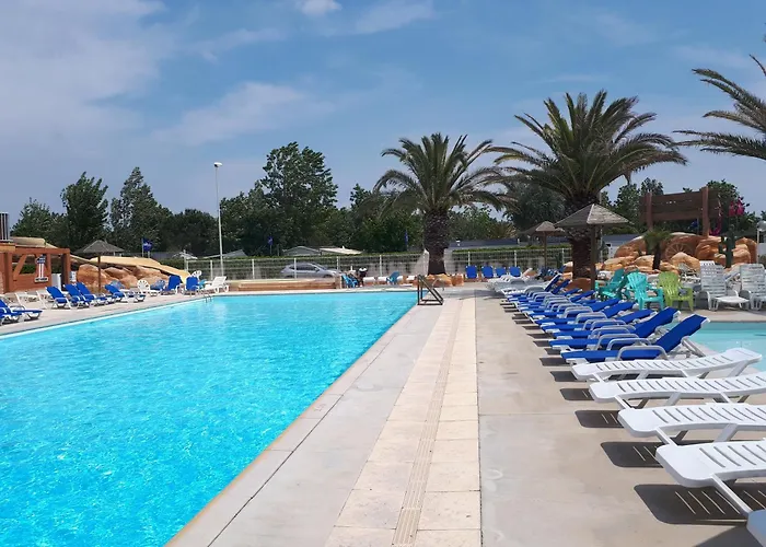 אתר קמפינג Vias-plage Les Salisses Quality Holidays *
