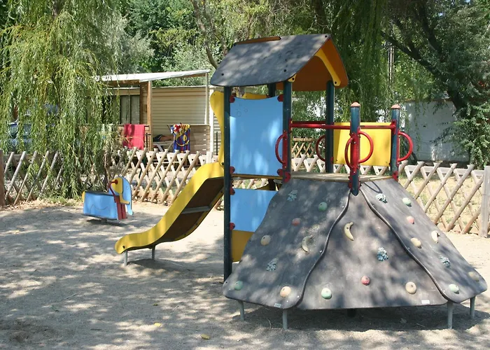 Vias-plage Les Salisses Quality Holidays אתר קמפינג ויאס