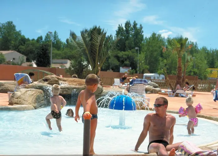 Vias-plage Les Salisses Quality Holidays אתר קמפינג ויאס