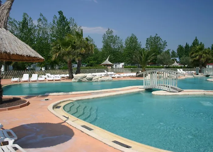 אתר קמפינג Vias-plage Les Salisses Quality Holidays *